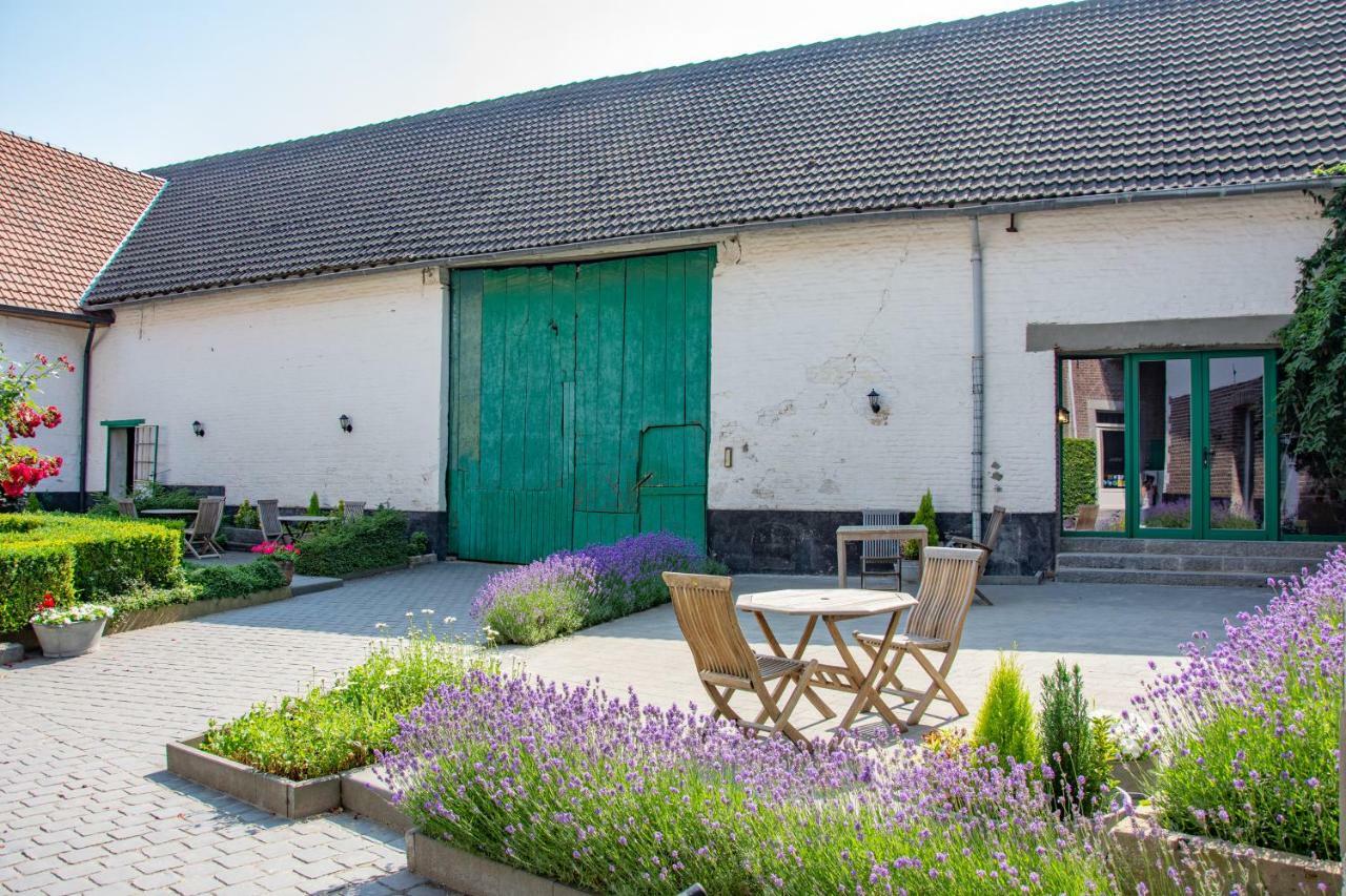 B&B De Oude Winning Riemst Exterior foto